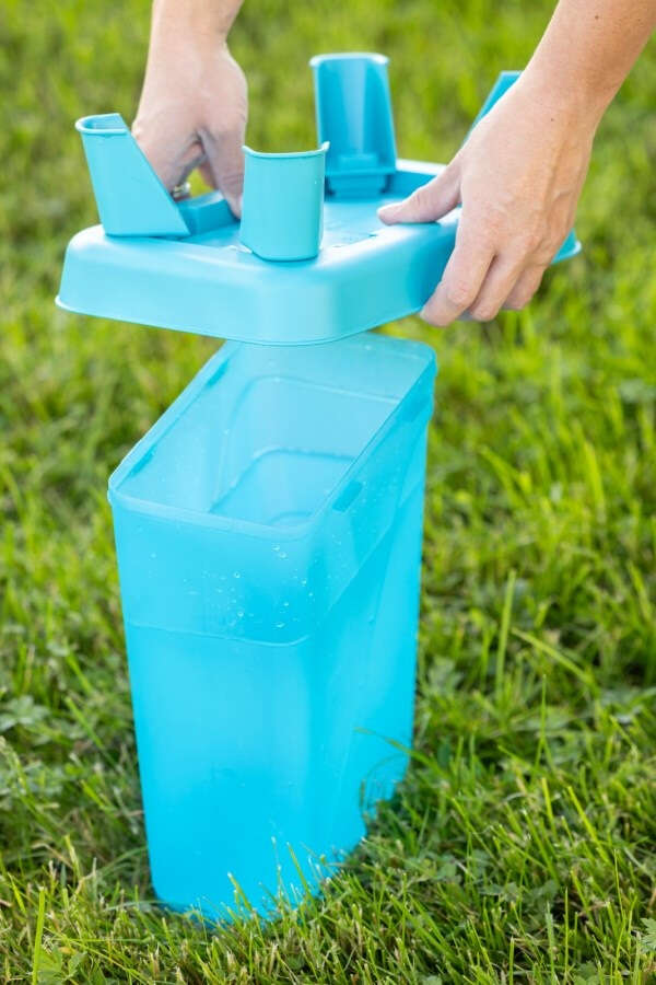 KERBL Kunststofftränke mit Standfüßen